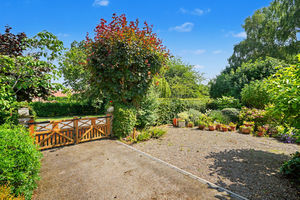 Front garden- click for photo gallery